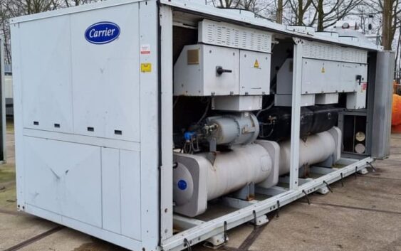 Carrier 818 kW chiller