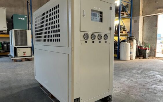 Industrial chiller 30 kW