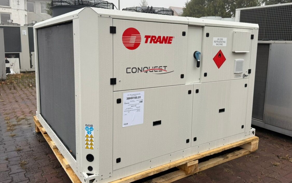 Trane CGAX 036 HE LN chiller